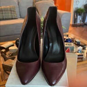 Chunky High Heel Pumps Pointed Toe Crocodile Closed Toe Sandals 4”